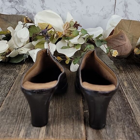 Aerosoles mules Size 7.5M - Picture 7 of 11